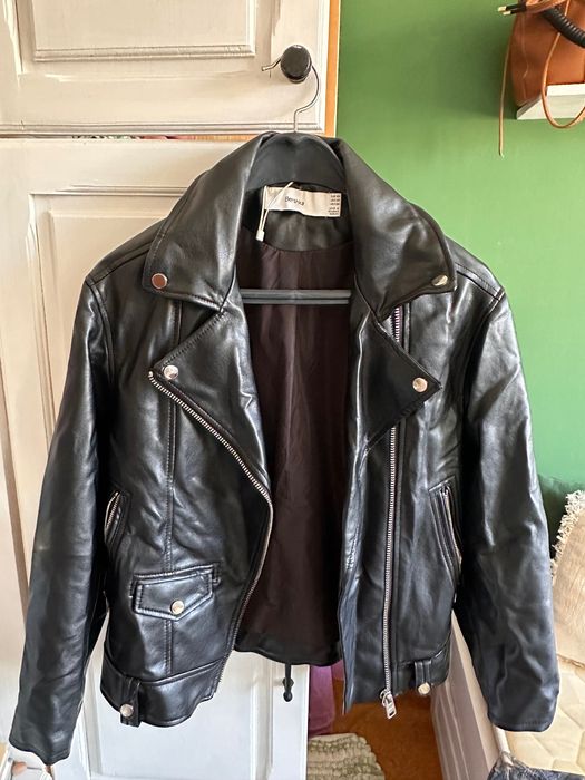 Ново кожено яке bershka