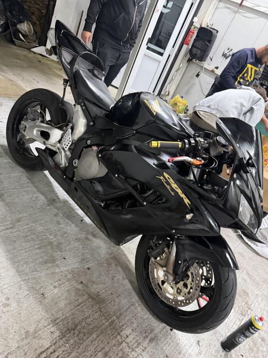 Honda CBR 1000RR Fireblade SC57