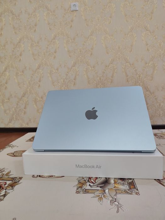 APPLE Macbook Air 13" M4 FULLBOX Ideal