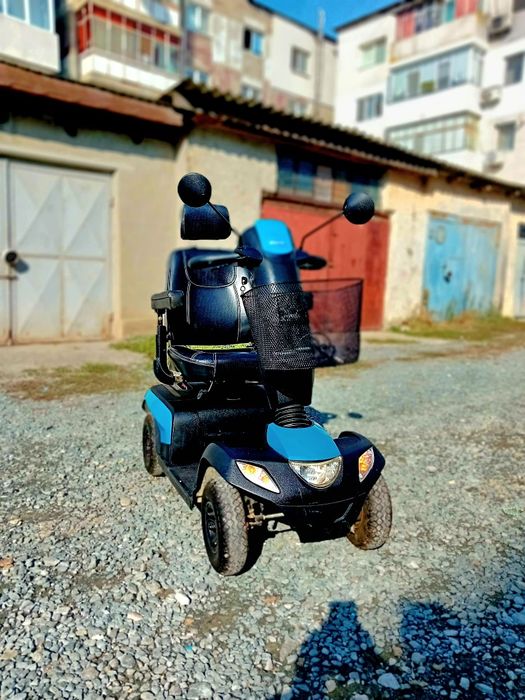 Scuter Carut electric INVANCARE  ORION pentru persoane cu dizabilități sau handicap