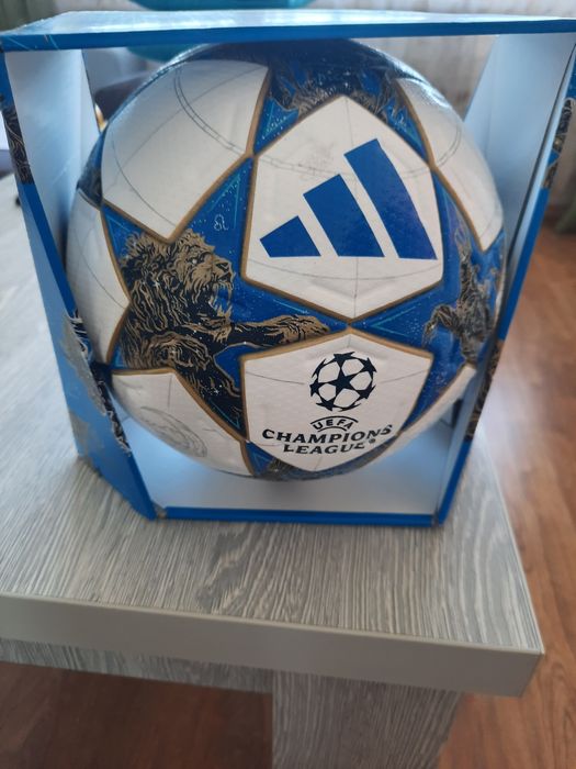 Minge de fotbal Adidas Uefa Champions League 2025-26