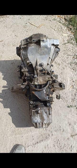 Каропка  мкпп на ауди