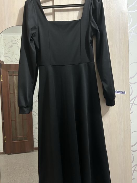 Продам платья не дорого