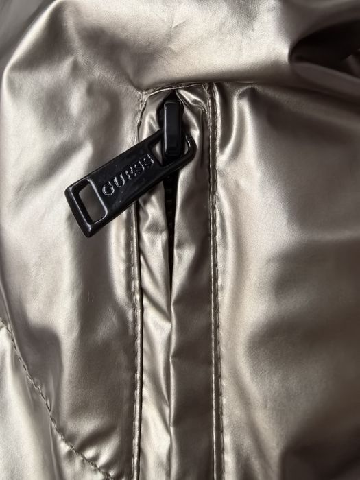 Дамско зимно яке Guess