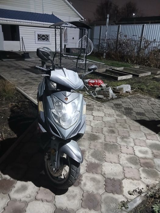 Продам или обменяю 2 скутера