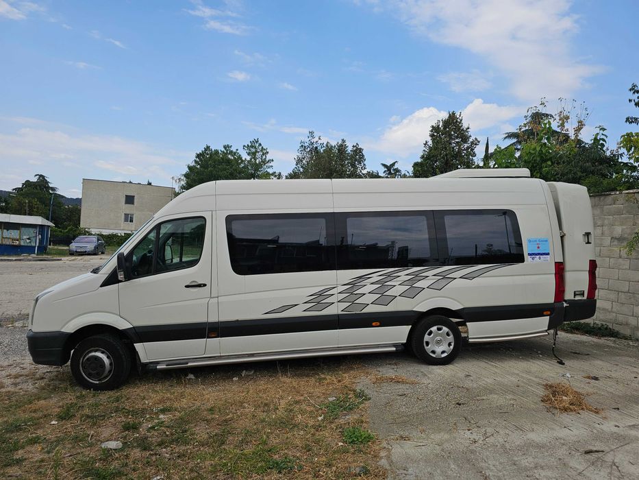 VW Crafter 2.5 TDI 21+ 1 места | 136 к.с. | 2 климатика | Кожа | TV | Автоматична врата | Микрофон