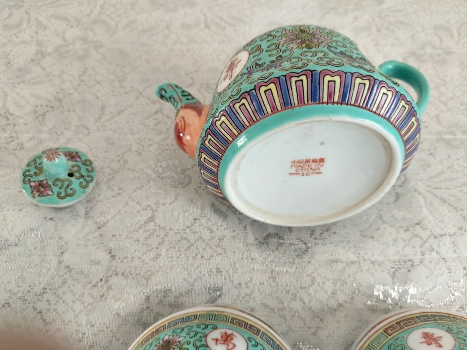 Продам чайный сервиз производства Китая