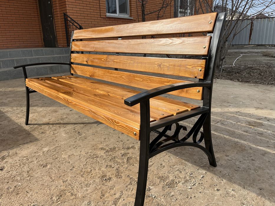 Садовые скамейки