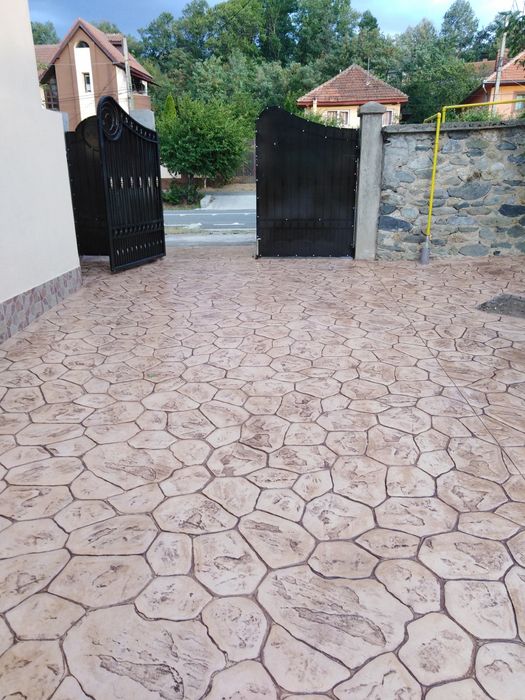 Beton amprentat dezactivat