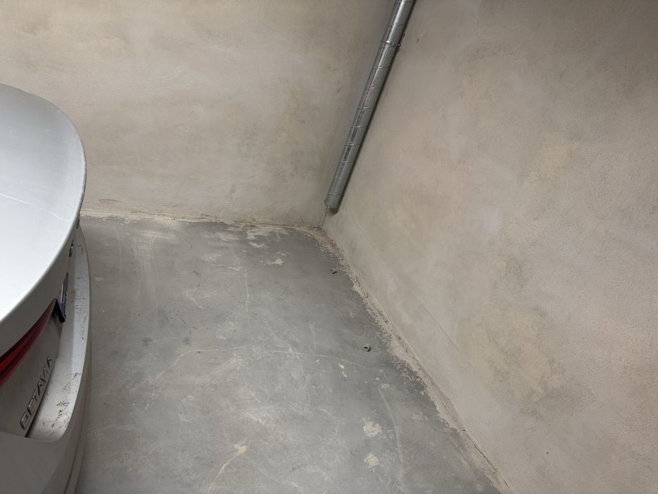 Дава се под наем Гараж / Паркомясто в София, Симеоново - 21 кв.м за 153 € - Снимка #1