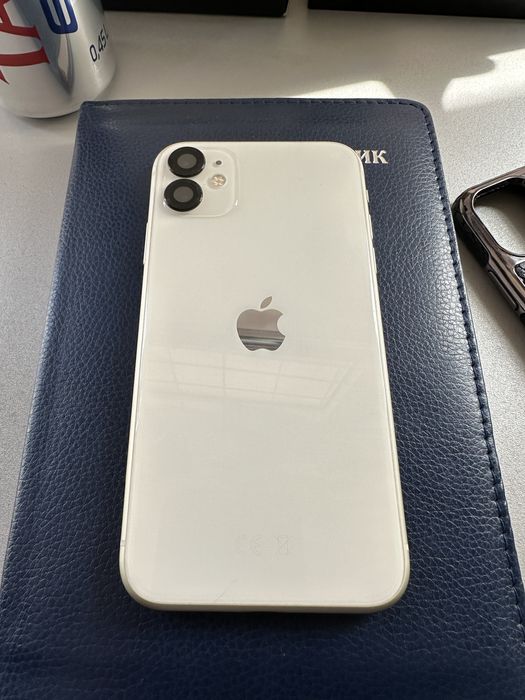 iPhone 11 с гарантией