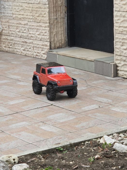 Краулер 1/10 продажба-бартер