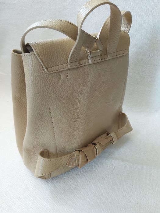 Празнично намаление Furla NET раница