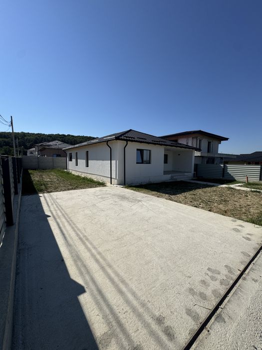 Proprietar- Vand Casa (134mp total)  4 camere, 2bai , Constructie 2026, 440mp Teren