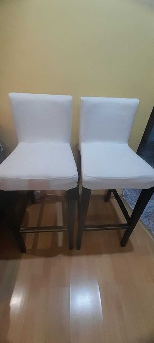 Scaun bar IKEA         .
