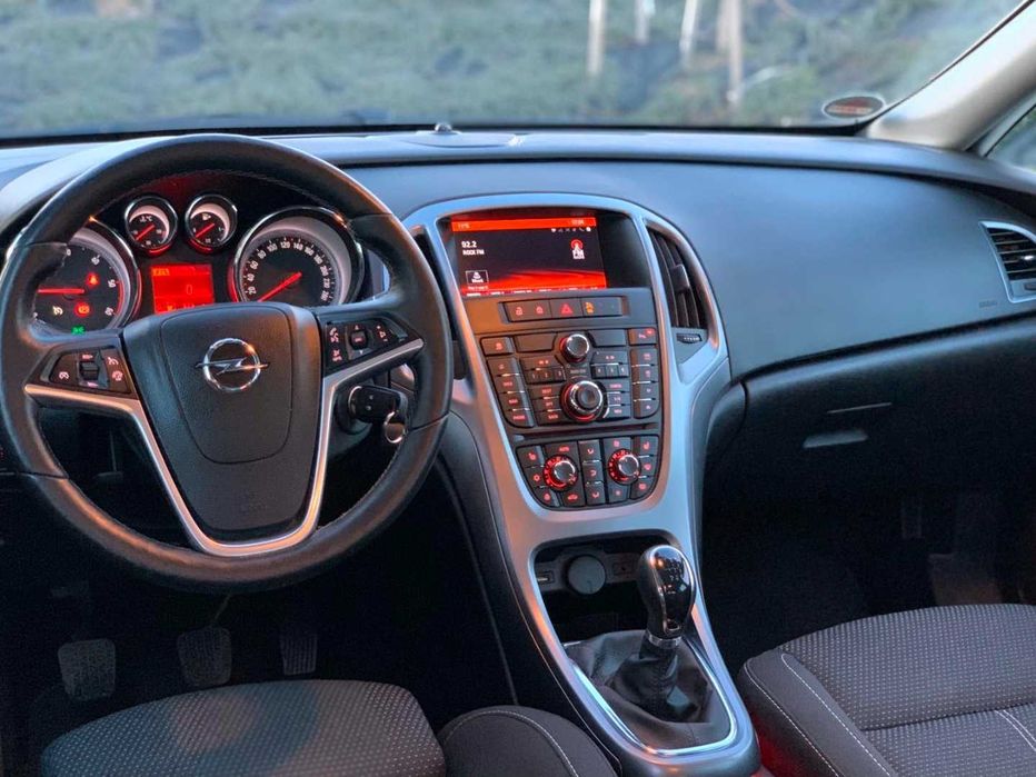 Opel Astra J 2015 Hatchback