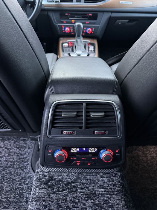 Audi a6 C7 2016 272 cp. Masina este intr-o stare impecabila