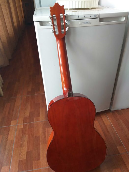 Классическая гитара Salvador Ibanez