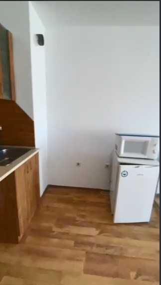 2-стаен, Генералите