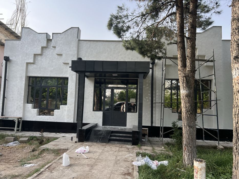 Котедж сотилади механизаторда