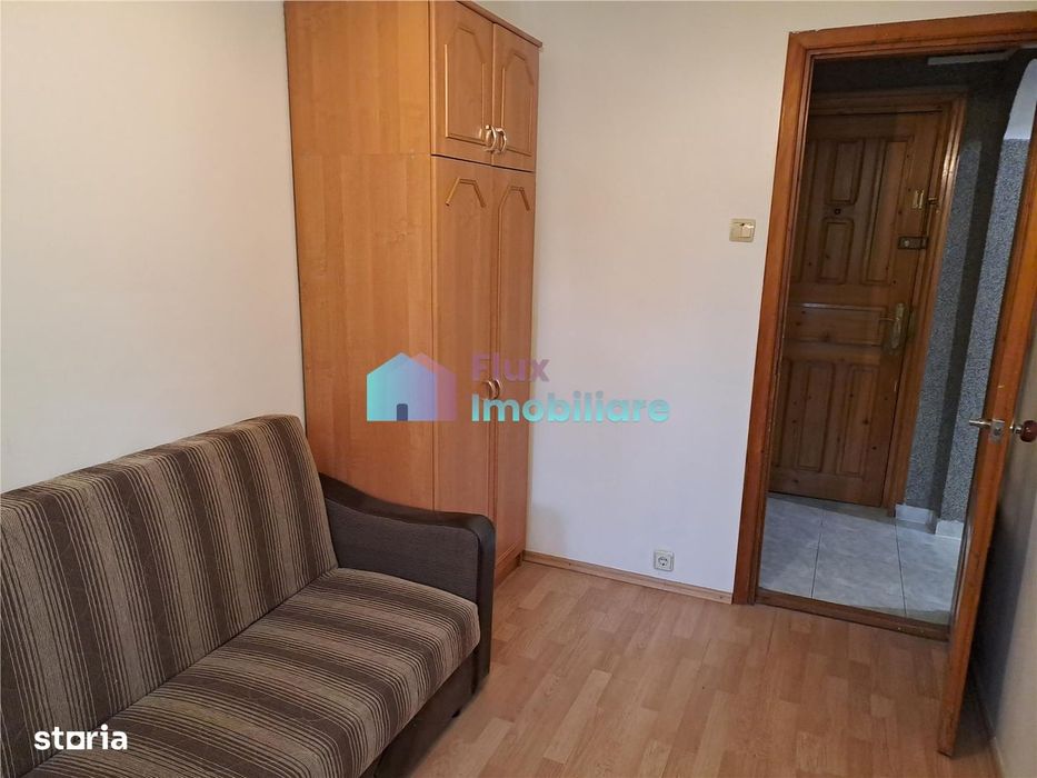 Apartament cu 3 camere semimobilat etaj 3 George Enescu