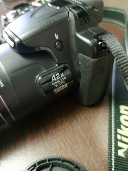 Продаётся цифровой фотоаппарат