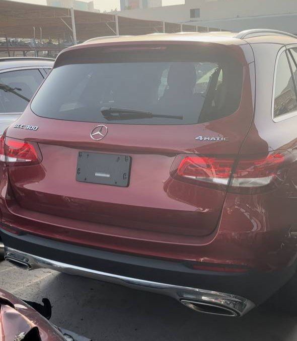 Руль оригинальный от Мерседес W213 и задний бампер от GLC