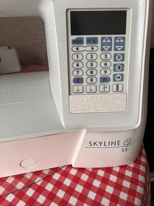 Швейная машинка б/у