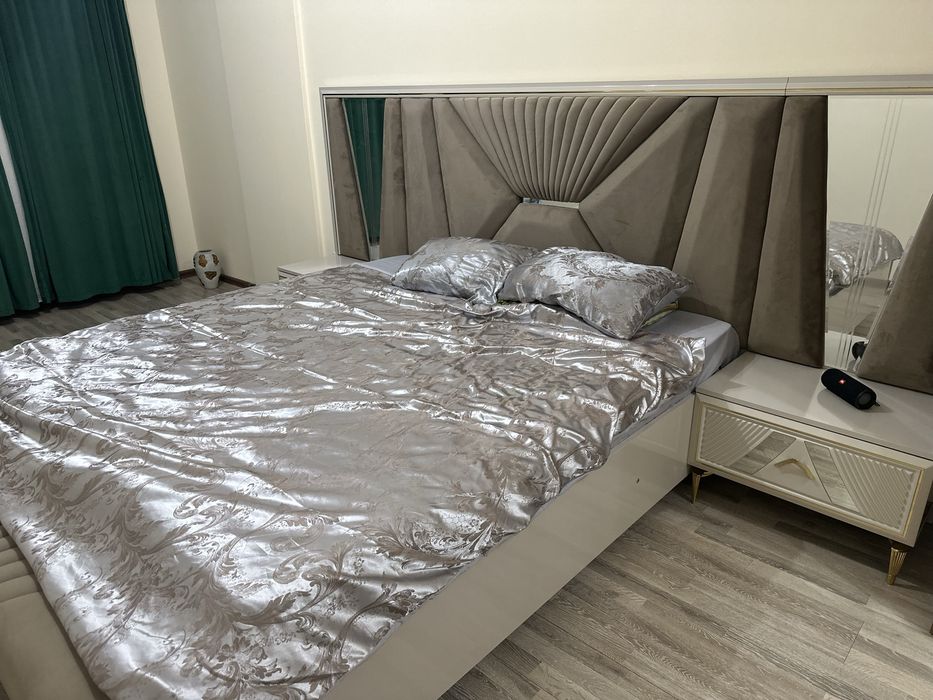 Кровать двухспальная 2*180