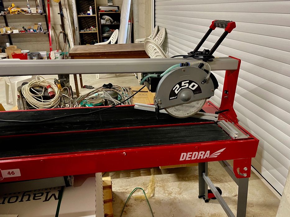 Машина за рязане на палочки DED7819

Машина за рязане DEDRA DED7819