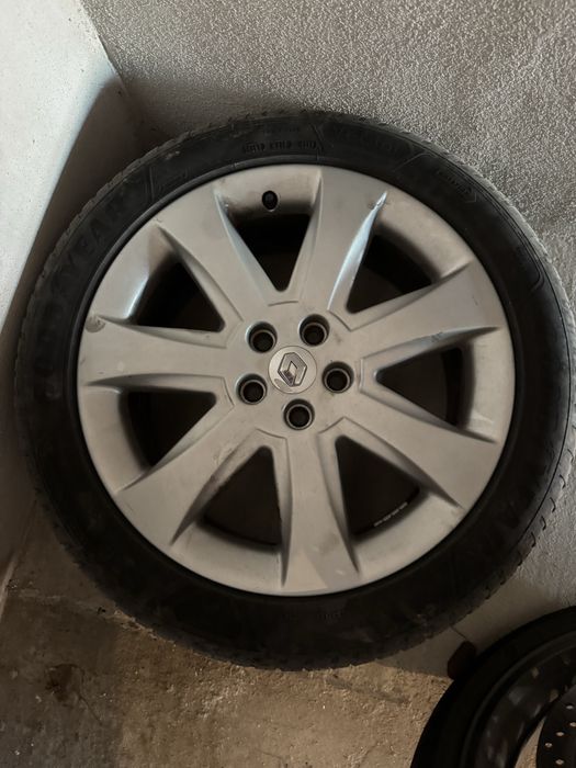 4 бр. Джанти 18’ RENAULT + зимни гуми