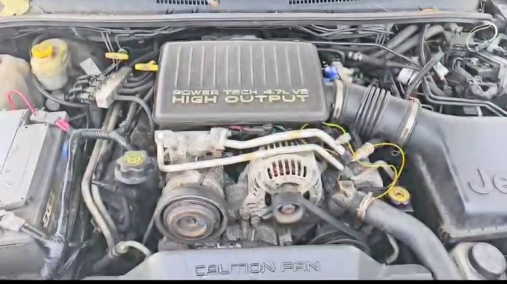 Jeep Grand Cherokee 4.7 HO (High Output) – Pregătit de Aventură / Off-Road Ready