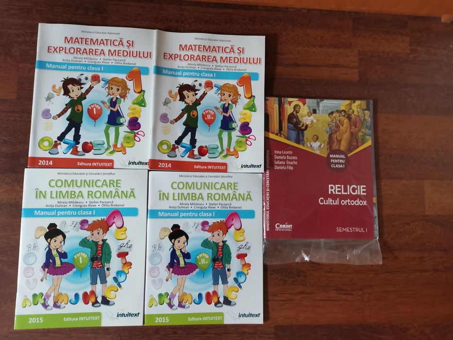 Set de manuale pentru clasa I