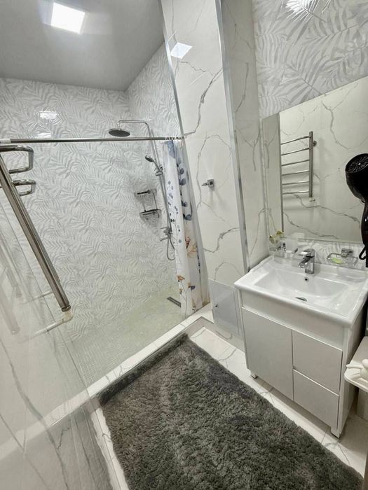 Продаётся 3/5/9 квартира, улица Афросиаб,метро Ойбек