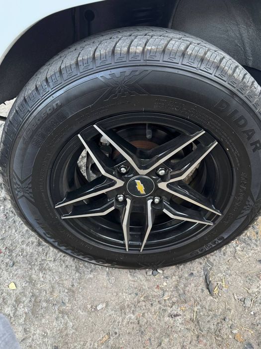 Продам Диски с шинами
