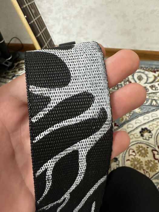 Электро гитара Levinson, как новая