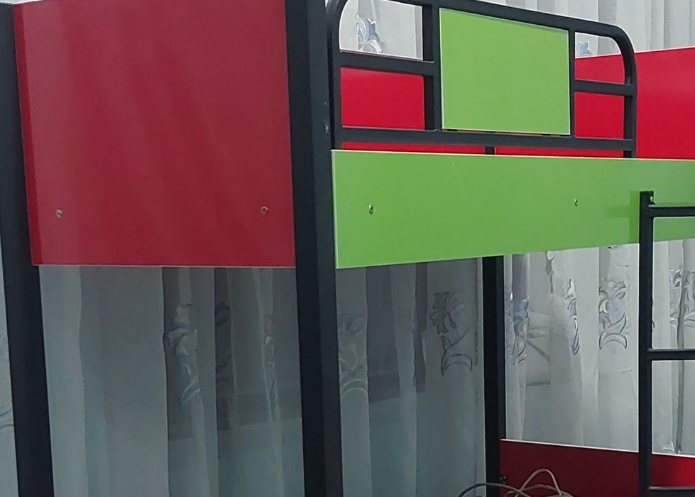 Karavat ,stol stul ,shkaf sotiladi kelishiladi