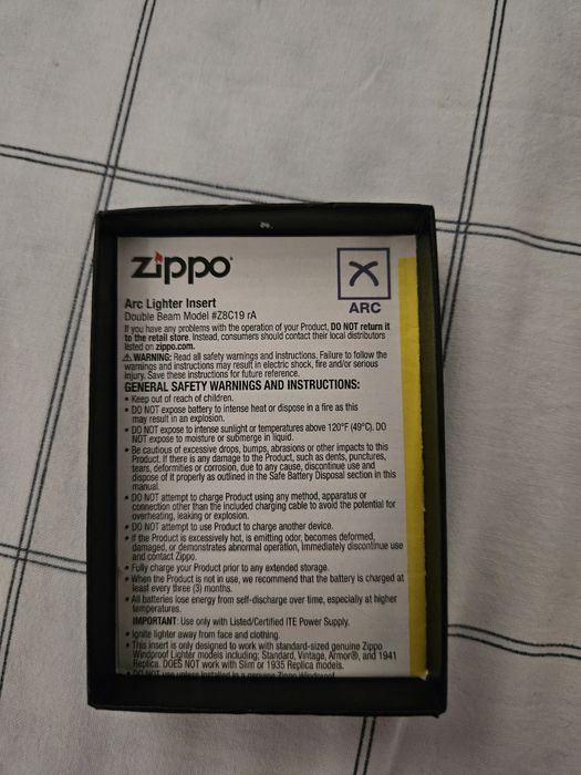 Bricheta zippo cu incarcare electrică