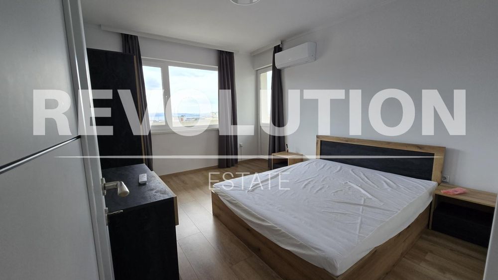 Дава се под наем Тристаен апартамент в Варна, Център - 80 кв.м за 750 € - Снимка #10