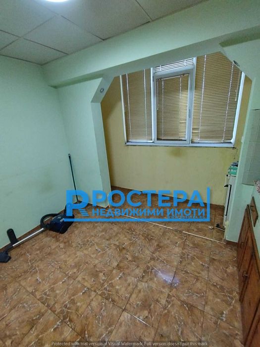 Продава се Тристаен апартамент в Търговище, Запад 2 - 78 кв.м за 621 €/кв.м - Снимка #3