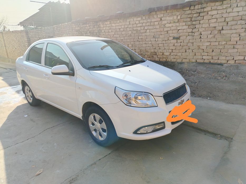 Nexia 3 sastayanasi juda zo'r 120.000ming yurgan