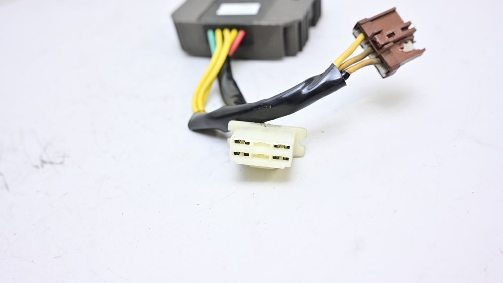 Releu Incarcare Regulator Tensiune Aprilia RSV 1000 Mille 2001 - 2003