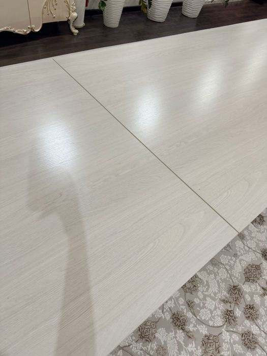 Столы для зала почти новые