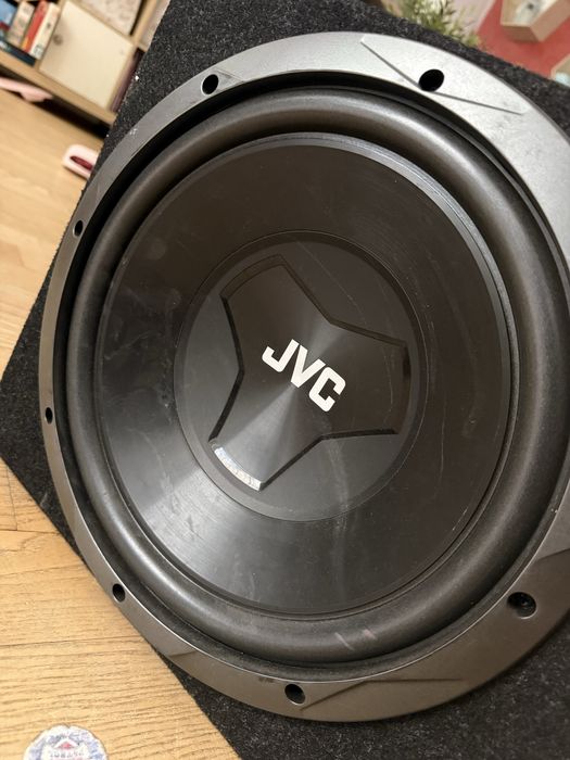 JVC Car Audio буфер Туба за кола