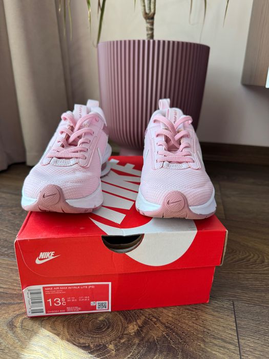 Спортни обувки Nike Air Max