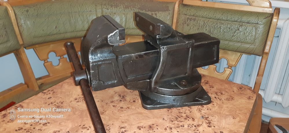 тиски большие 3 шт.ссср