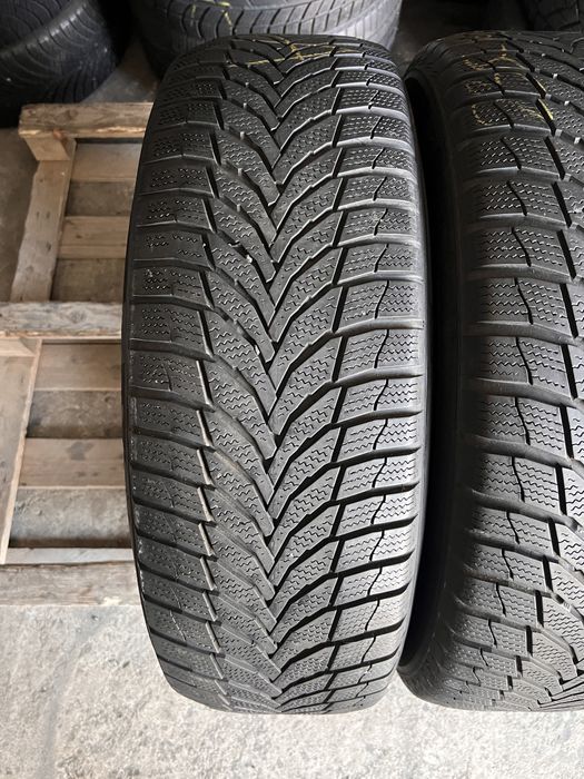 2 anvelope de iarna 235/65/17 nexen 2022!