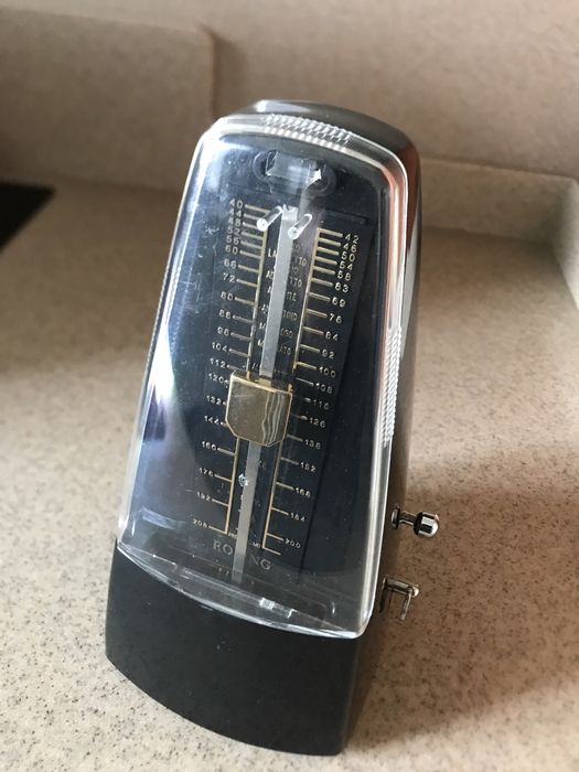 Гитара классическая С45; с чехлом и подставкой