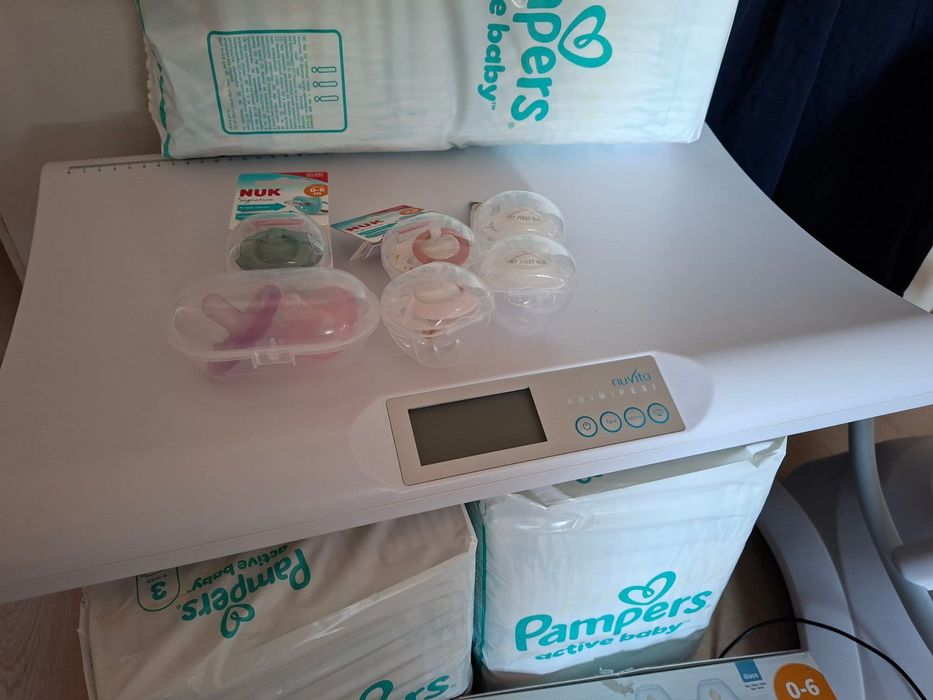 Бебешка  везна / кантар Nuvita Primipesi