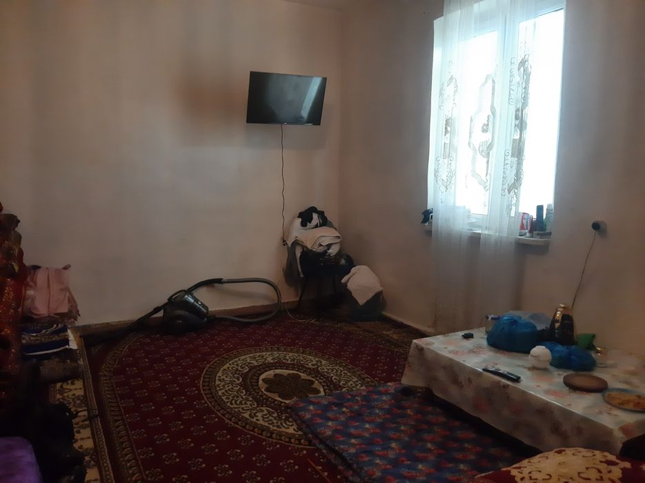 Yangihayot tumani, Rayxon, 1tor kochasi, 8-2 Uy